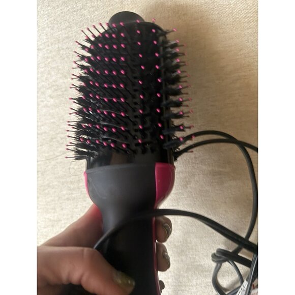 Revlon One-Step Hair Dryer Volumizer Hot Air Brush Black RVDR5222 - Picture 4 of 4